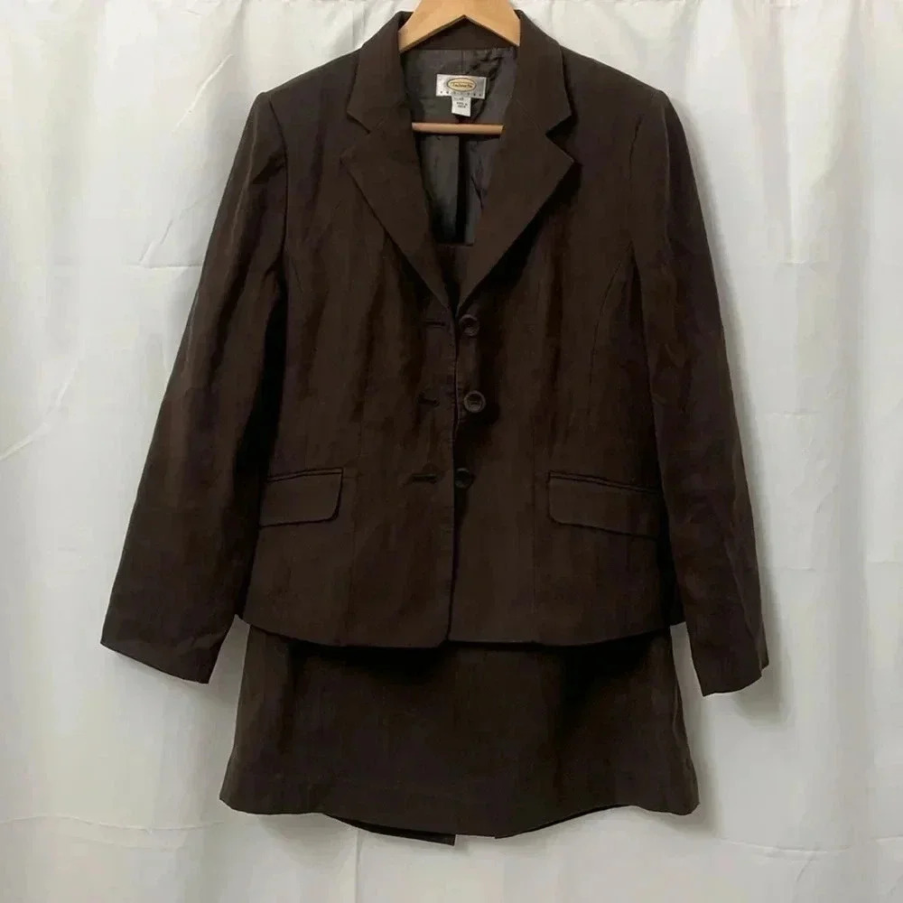 Women’s Talbots 2 Piece Long Sleeve Skirt Suit Size 12 Brown‎ Suede EUC
